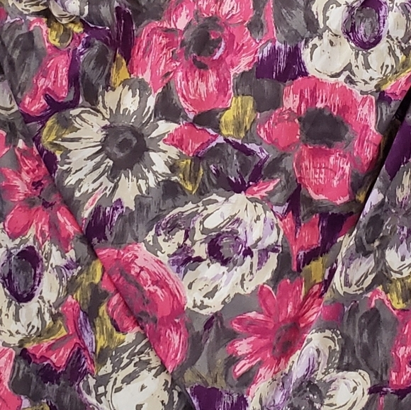 Suzi Chin Floral Print Ruched Sheath Dress - Picture 9 of 9